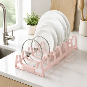 range assiettes et couvercles en contexte brns 10146